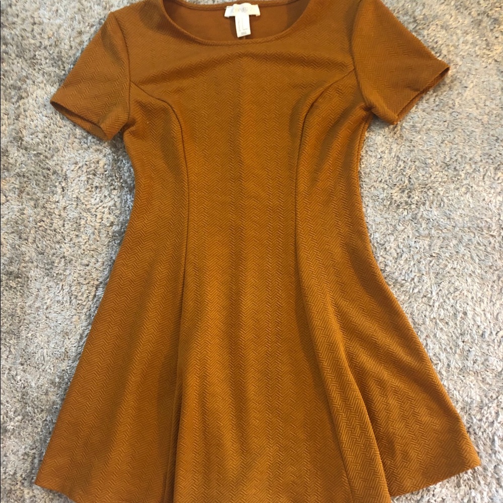 Short Sleeve Dress